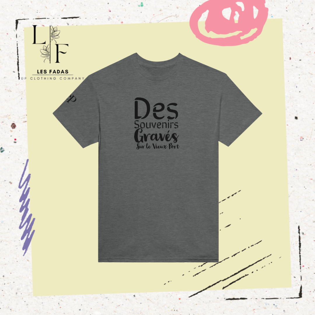 T-shirt des souvenirs gravés sur le vieux port
