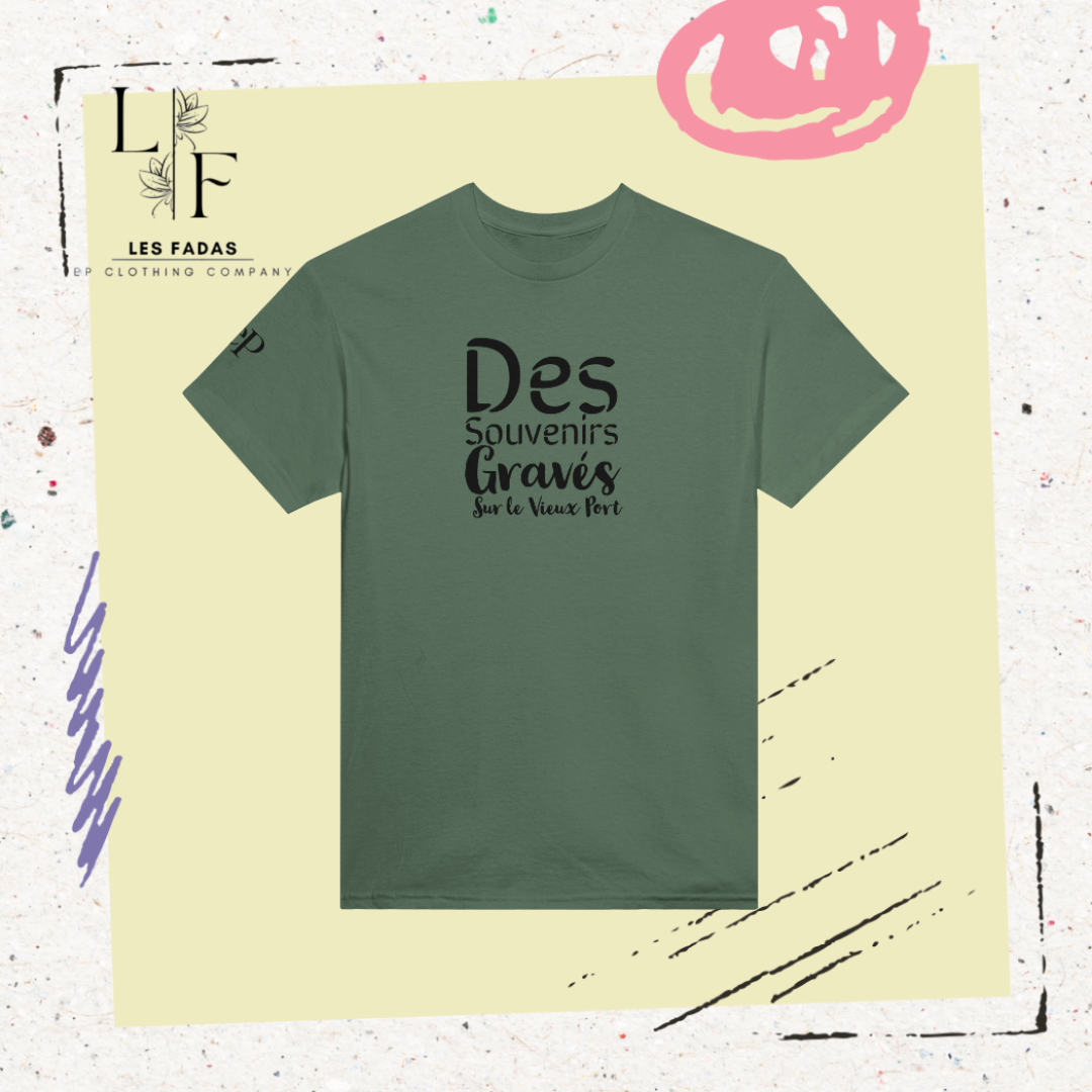 T-shirt des souvenirs gravés sur le vieux port